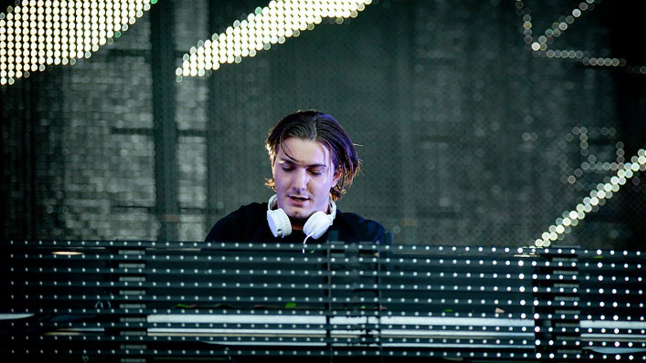 Alesso Vs OneRepublic - If I Lose Myself (LIVE at Summerburst 2013)