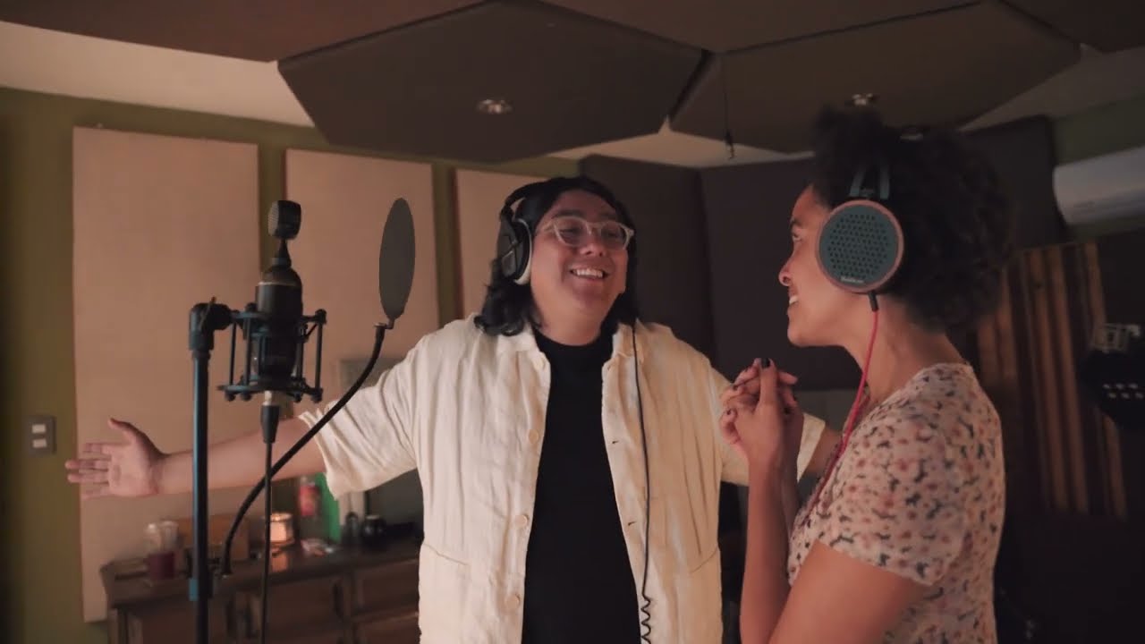 Saphie Wells y Carlos Cruzalegui - Hasta Llegar (Videoclip oficial)