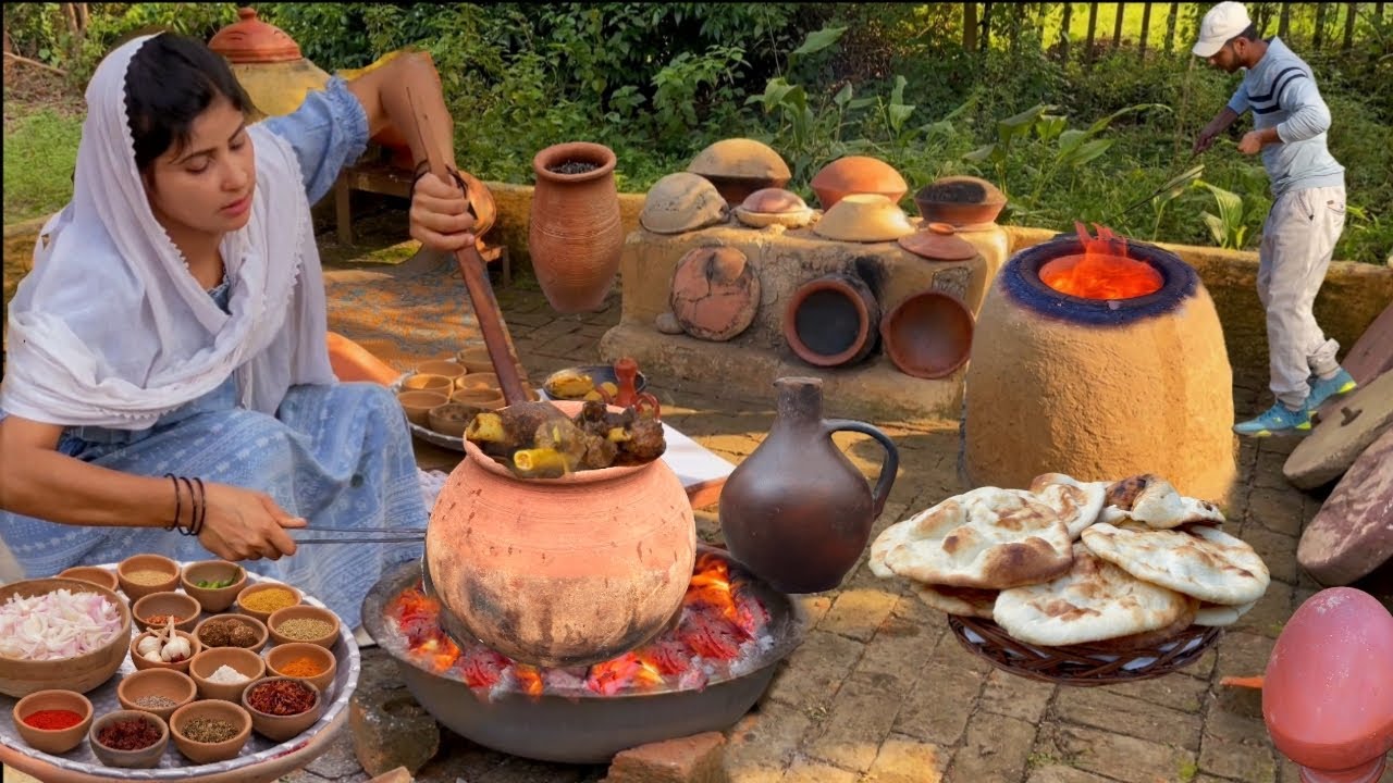 CHAMPARAN HANDI MUTTON: Cooking AHUNA HANDI MUTTON and Tandoori Aloo Kulcha in Village Il