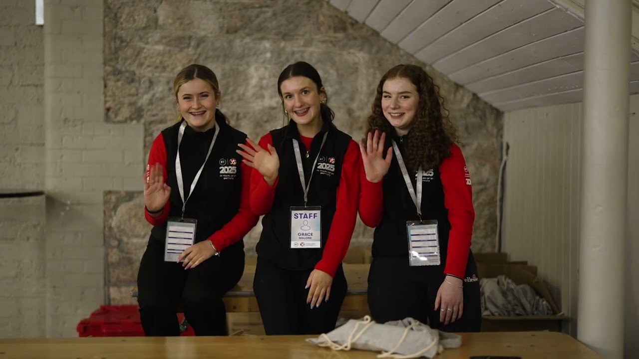 BTYSTE 2025 Red coats