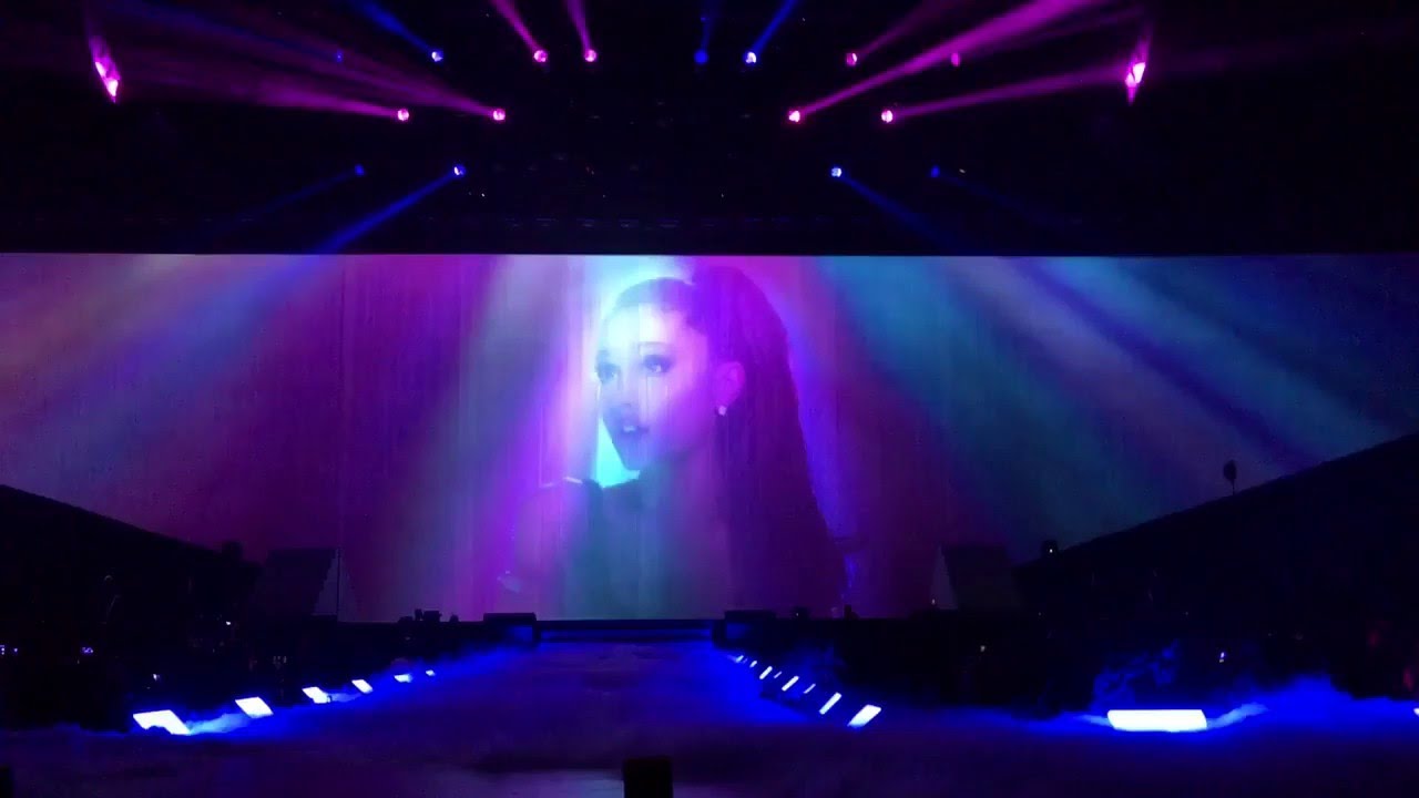 Ariana Grande - Baby Loves (Live Dangerous Woman Tour)
