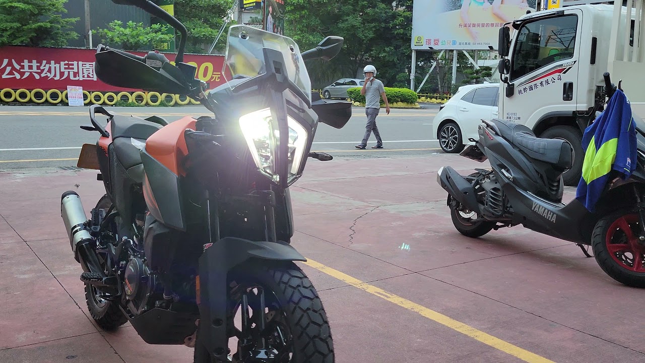 ADV390 買車找老木 KTM