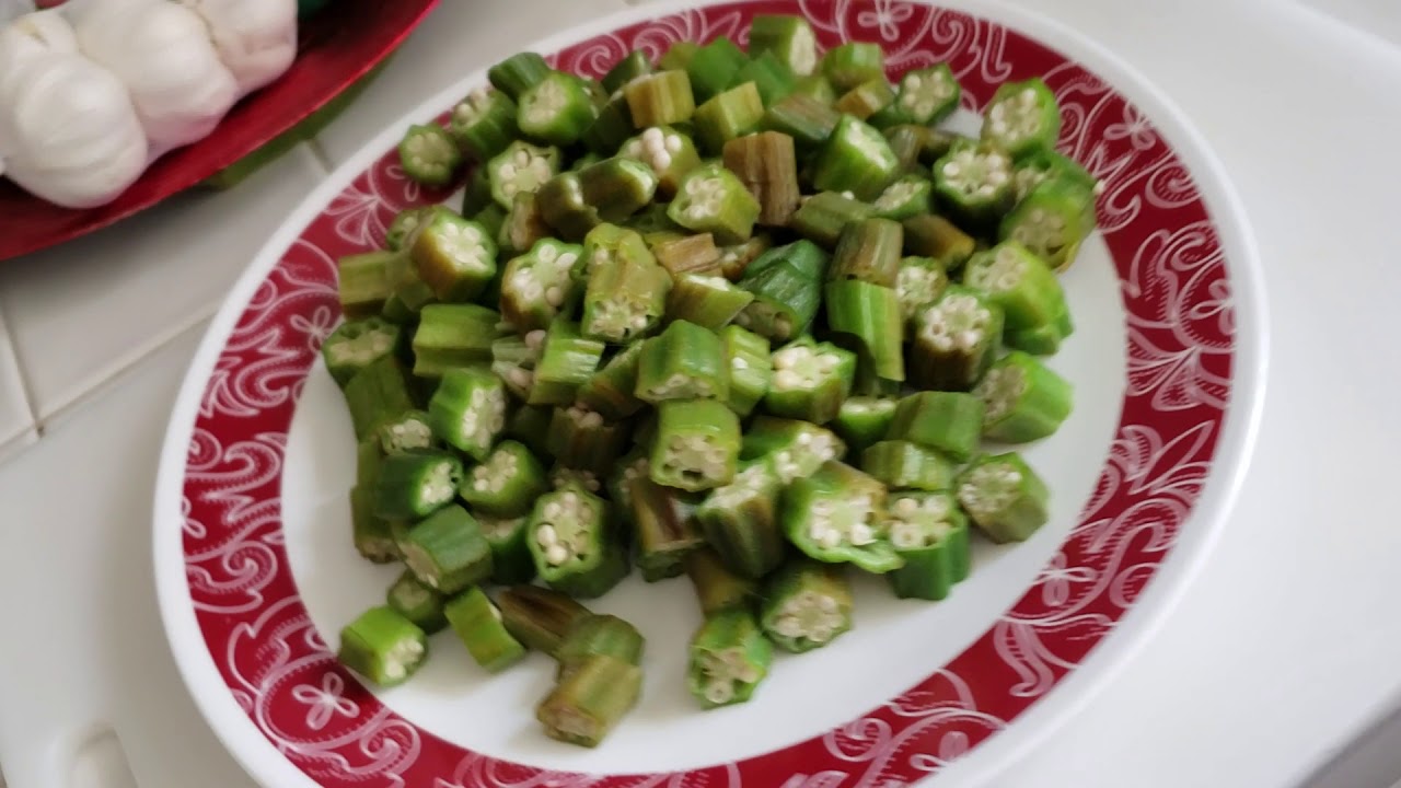 Okra , kimbobo, molondrones salteados