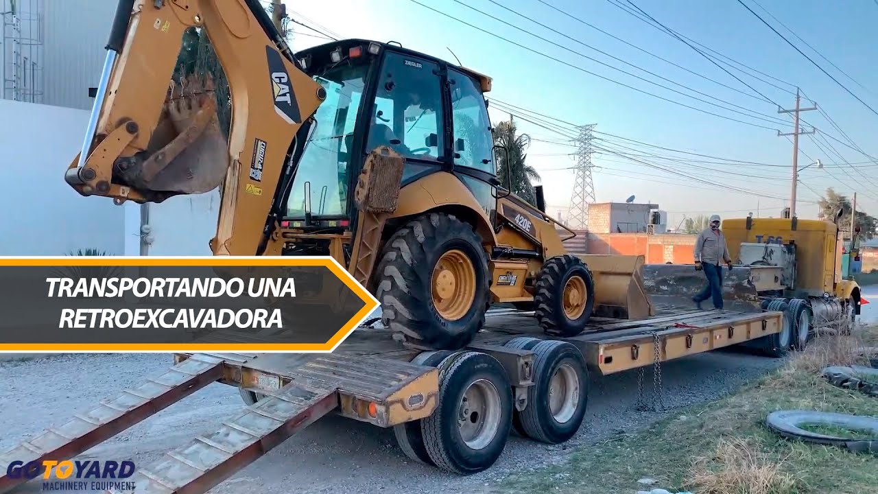 Así se transporta una retroexcavadora