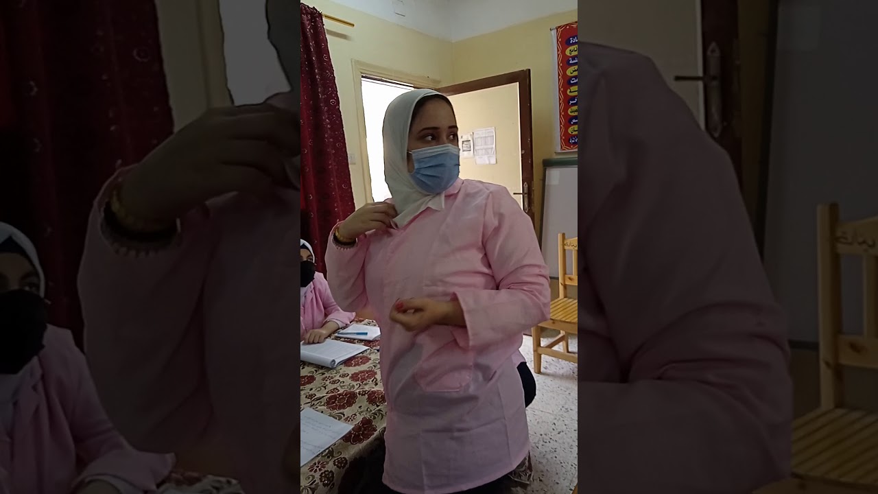 تدريب مبسط على كيفية فحص الاقمشه يدويا استعداداً للتقيم/احمد عبد اللطيف الصف الثاني جدرات