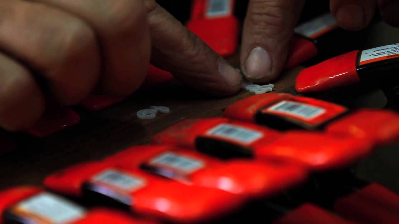 Luthier Jimmy Edmonds