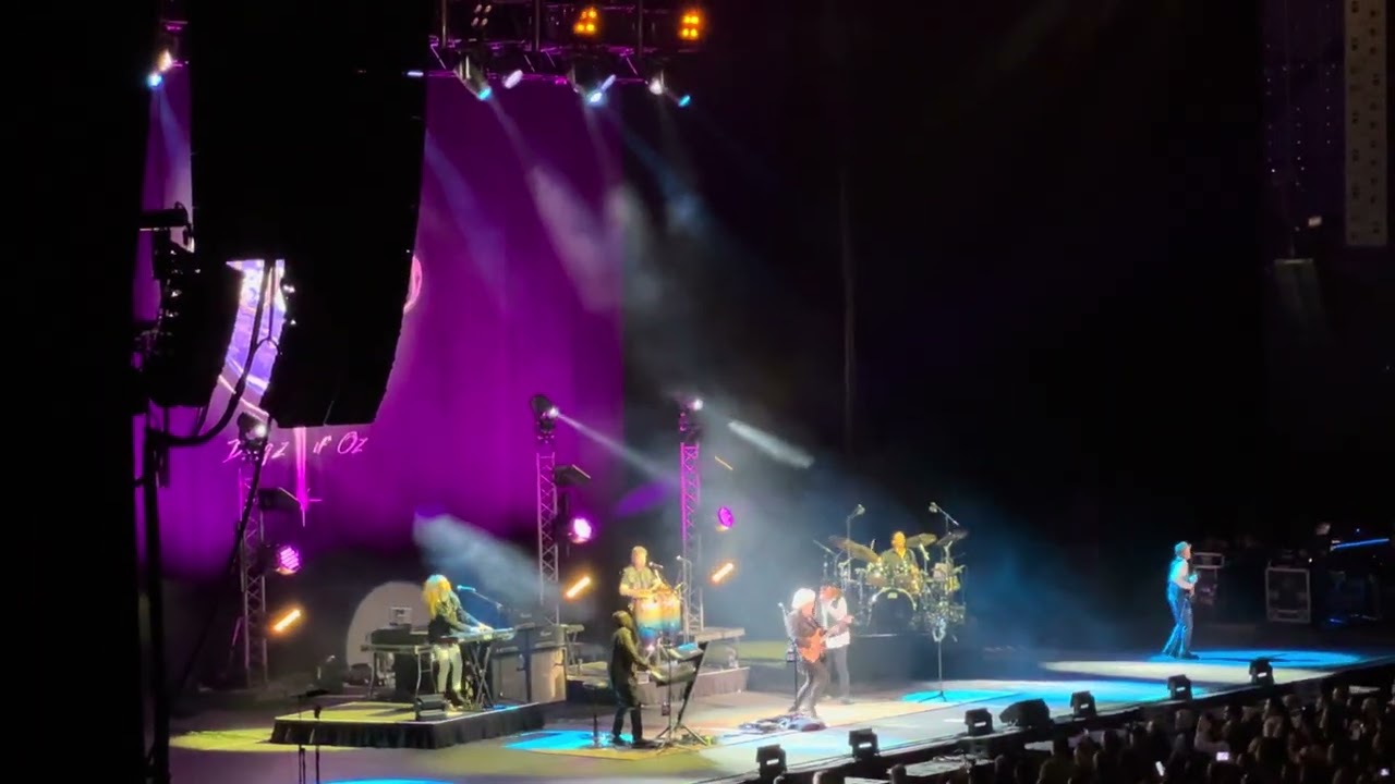 Toto-Rosanna-Auditorio Banamex-Monterrey-Mexico-19-12-2025