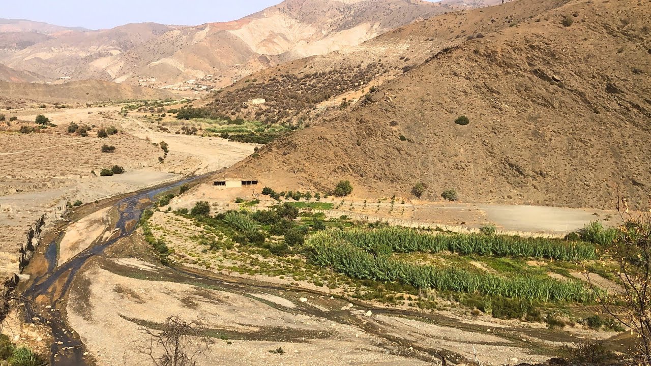 الاجوا الصباح الباكر في جبال الريف الحياة البعيدة عن الحضارة في ايت وياغر #الحسيمة_المغرب 