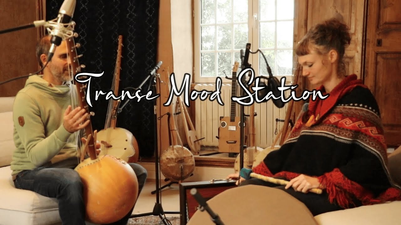 Transe Mood Station. Musique composée par  Lily Jung et Joris Feuillâtre. Ngoni et Voix.