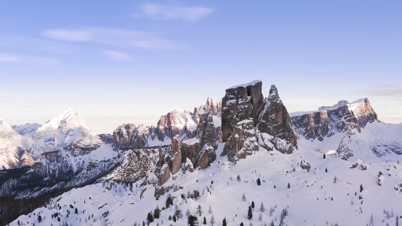DOLOMITI Le  Cinque Torri Reel 4K - snow winter
