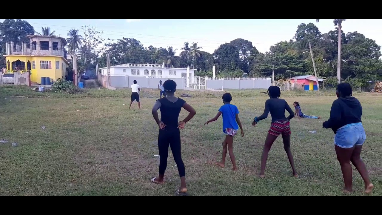 Sight in The Middle (Dandy Shandy) Girls VS Boys | Jamaica street sports 🇯🇲