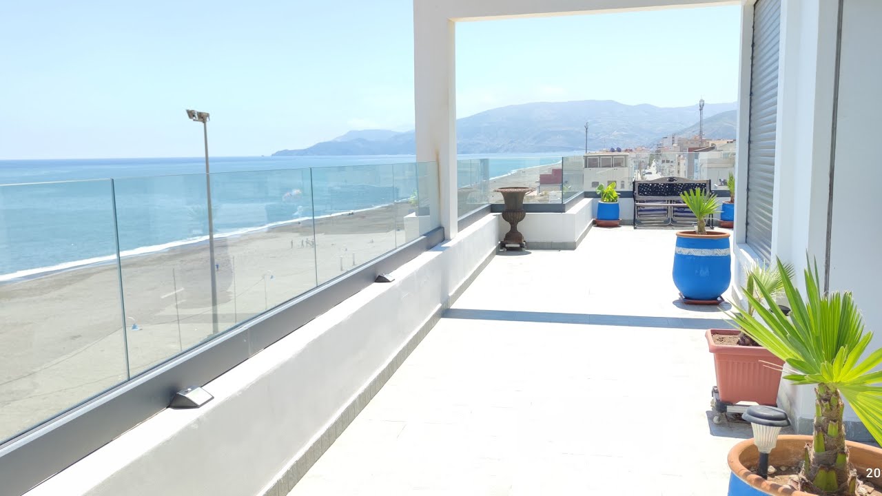 شقة للبيع محفضة مع اجمل اطلالة بمدينة وادلاو تطوان  🏠 لعشاق البحر والفخامة, oued laou tetouan 😍