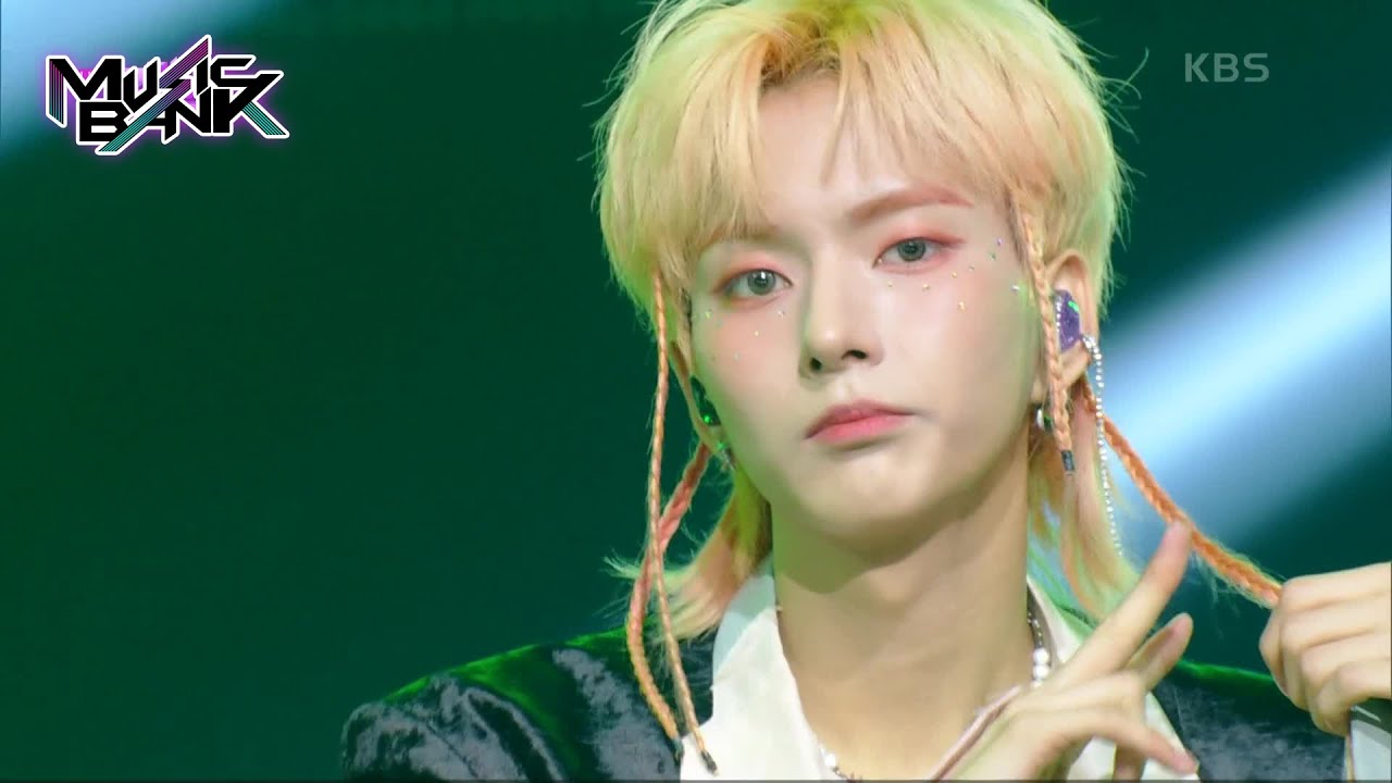 Hair Cut - Xdinary Heroes [Music Bank] | KBS WORLD TV 221125