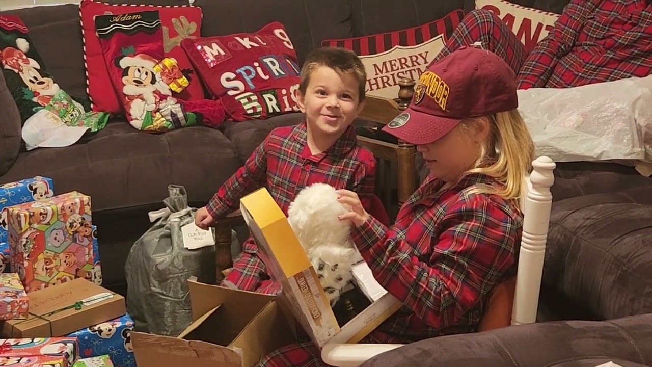 Kids Opening Christmas Gifts 2022