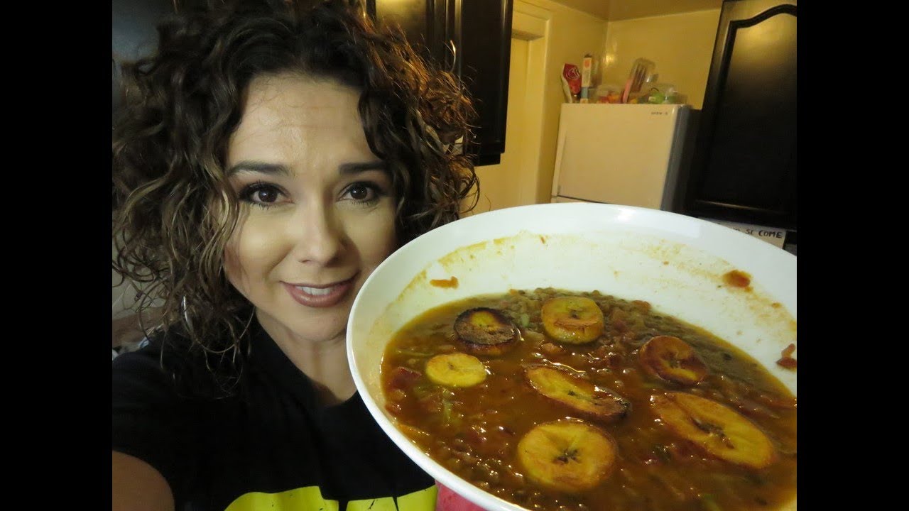 Lentejas caseras con tocino y plátano macho/Marisolpink