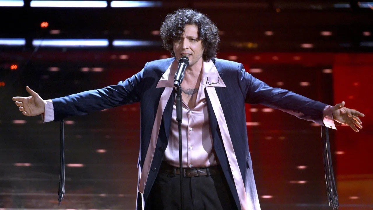 Ermal Meta dha mesazh të fortë për Lindjen e Mesme në Sanremo! Gazetari Agalliu: Këngë prekëse