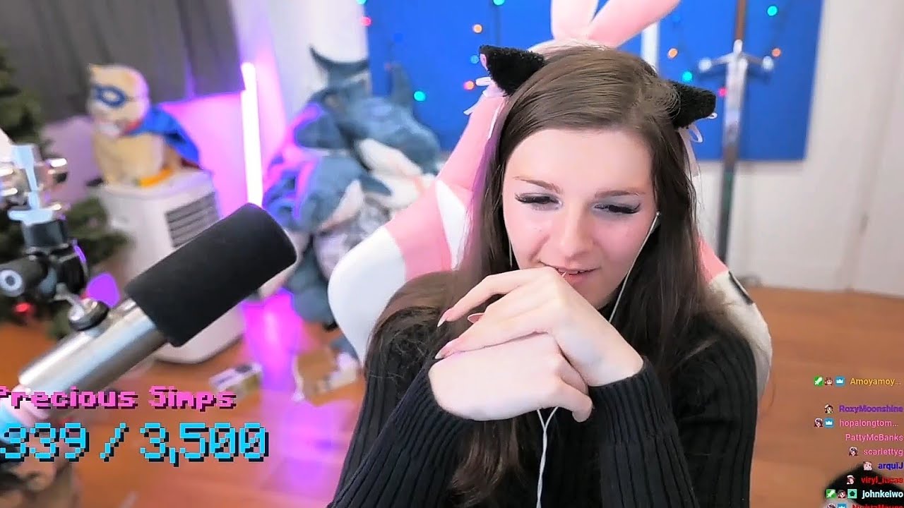 F1NN'S a Little Submissive Bottom Femboy feat. Chris from mrbeast