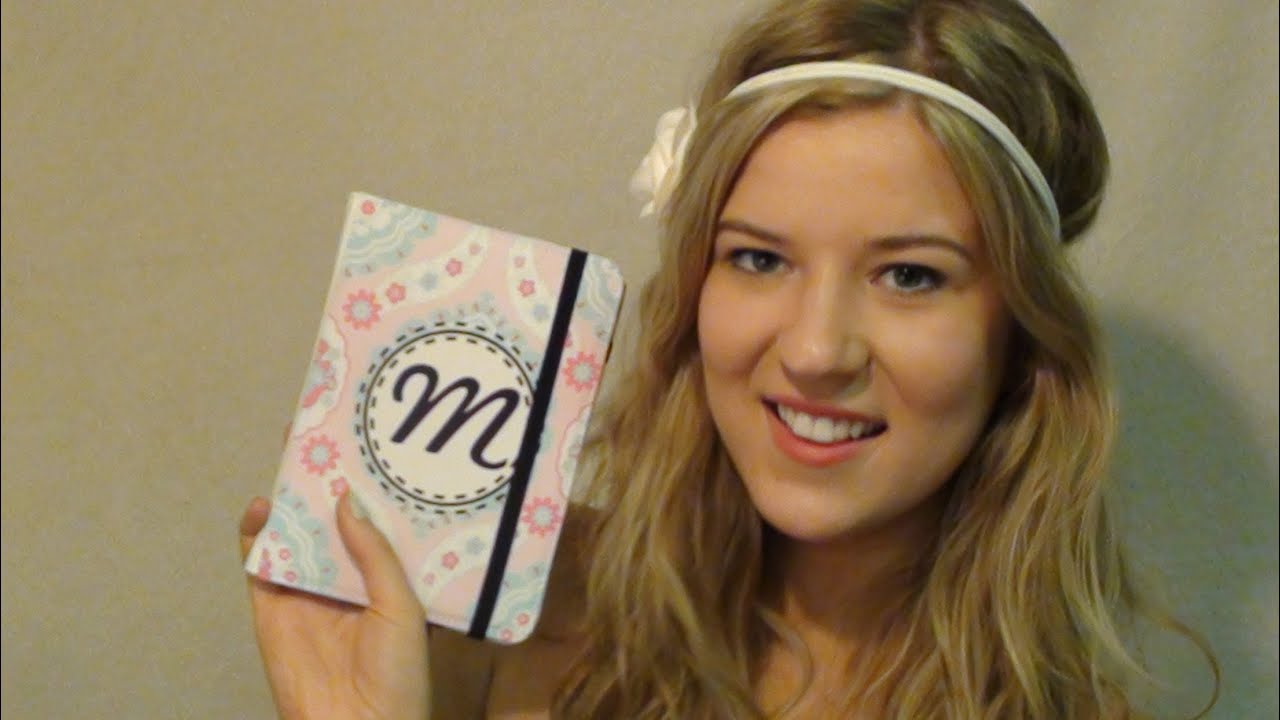 What's On My Kindle (& Kindle Touch Review)