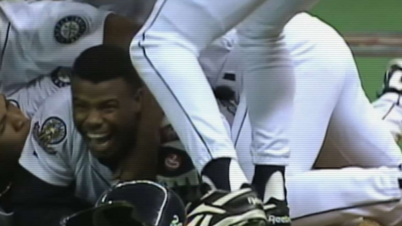 Jay Buhner remembers Ken Griffey Jr.'s run from first