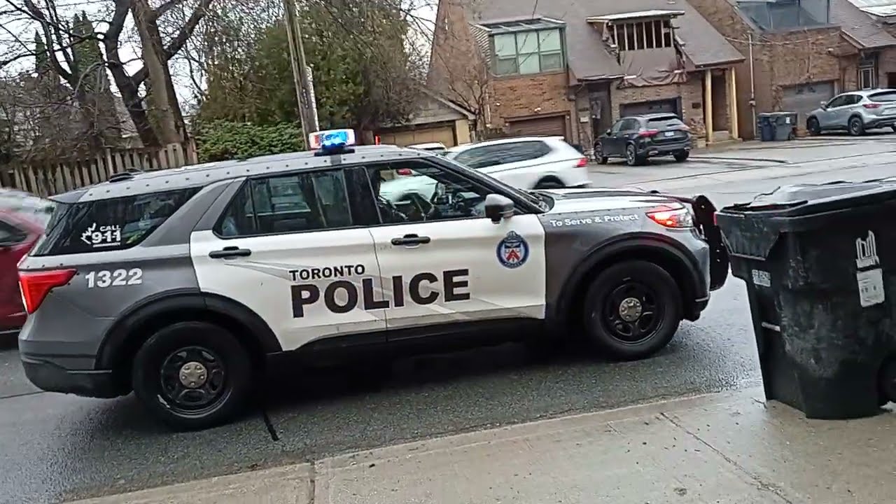 Police officer cop pulls over speeding $650 ticket driver Toronto Canada Bathurst Street #police 