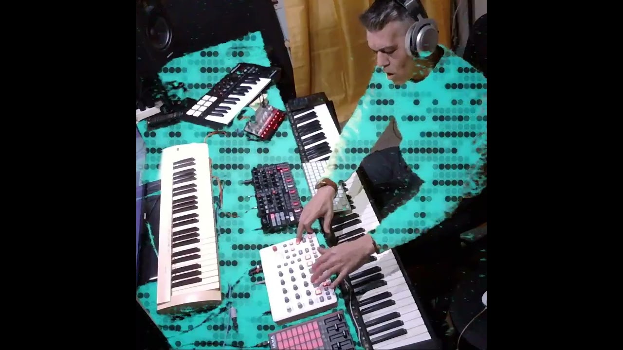 MICROMIUM BASE by SAMULEE  #unosynthprox  #elektronmodelsamples  #volcabass