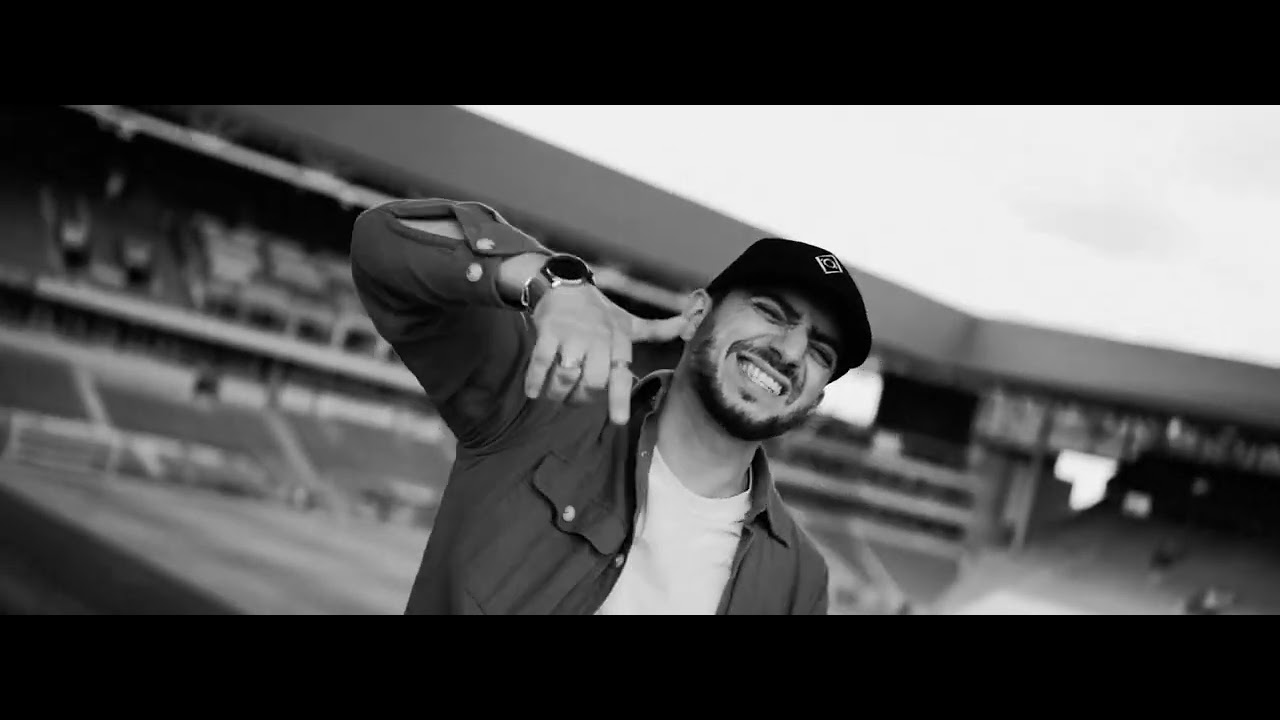 Mitchy - CLASSIC SHIT (SAINT&Eacute;)
