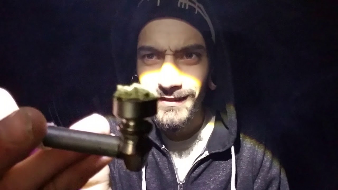 White snoop dogg ft Dave from two college stoners smoke blog #11 bowl pack mania