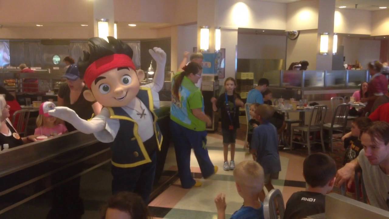 Jonah dances along at Hollywood and Vine