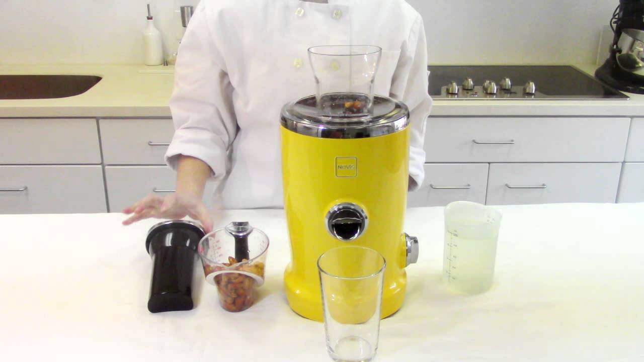 Novis Vita Juicer: Making Almond Milk