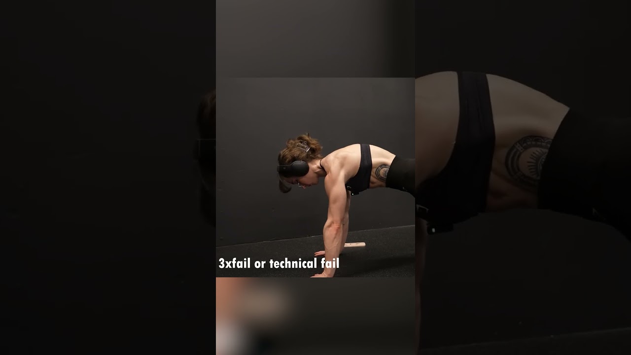 How I like to do push-ups🙌