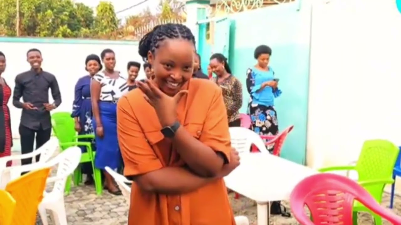 Amarira ni menshi kur MIMI mireille//Kurangiza umwaka muri #INEZA