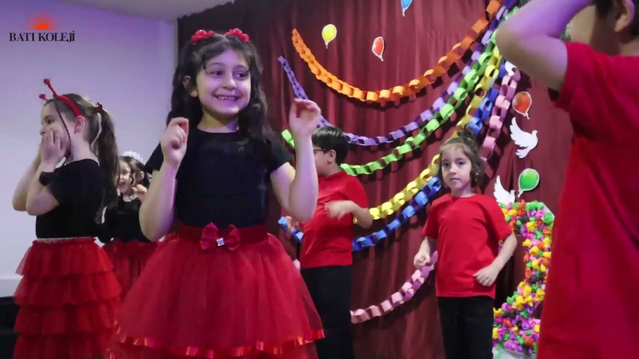 23 Nisan Ulusal Egemenlik ve Çocuk Bayramı