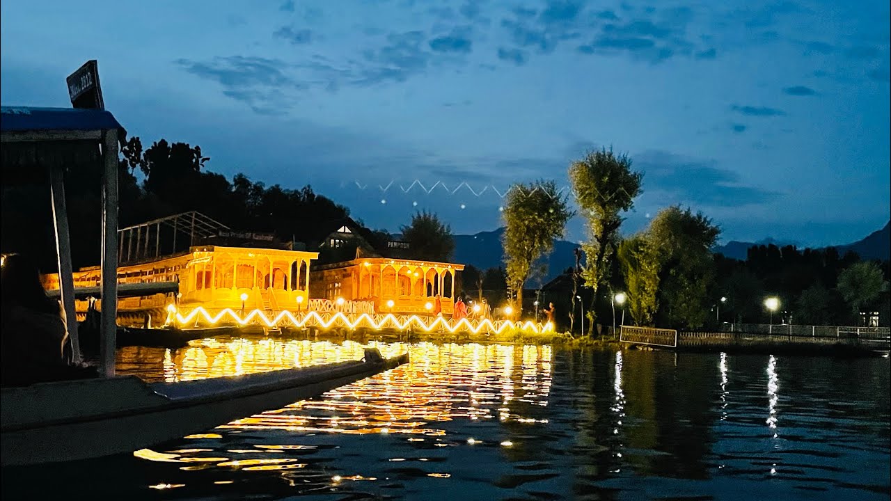 Srinagar Diaries: Navigating the Elegance of Dal Lake and Cultural Riches #srinagar #kashmir