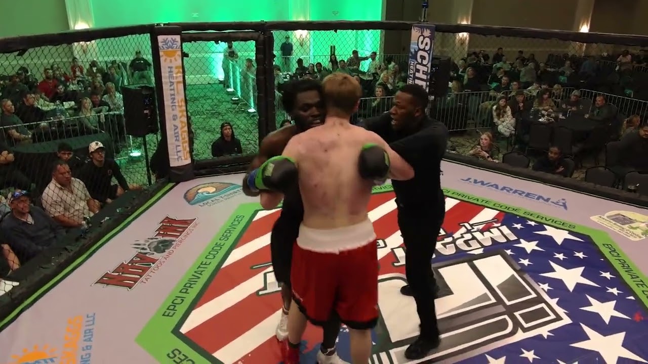 Jamarious McIntyre Vs Lane Mistrot 165LB Boxing