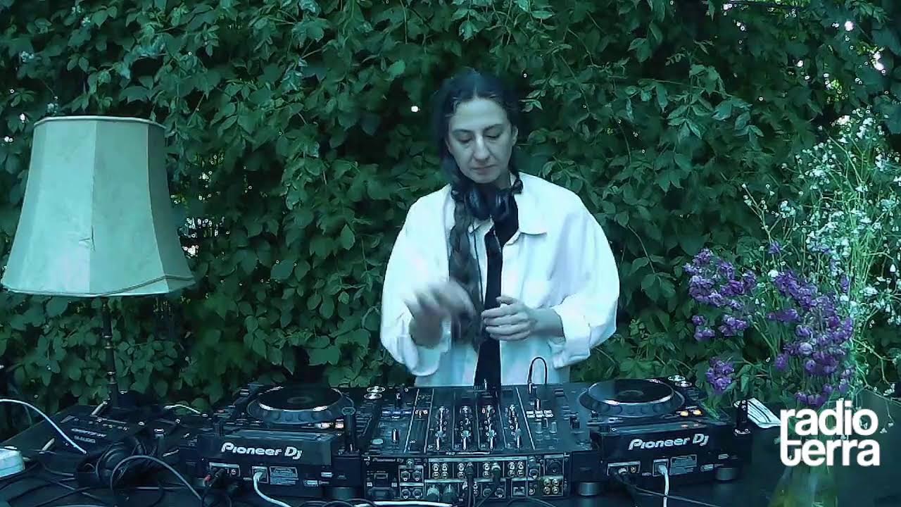 ECE ÖZEL | 04.06.2023 | RADIO TERRA x KC GRAD
