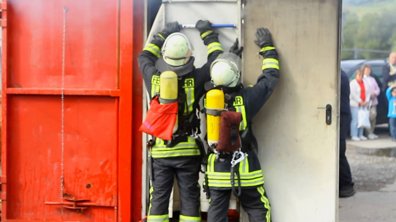 150 Jahre Feuerwehr Lorch / Schauübung Zimmerbrand