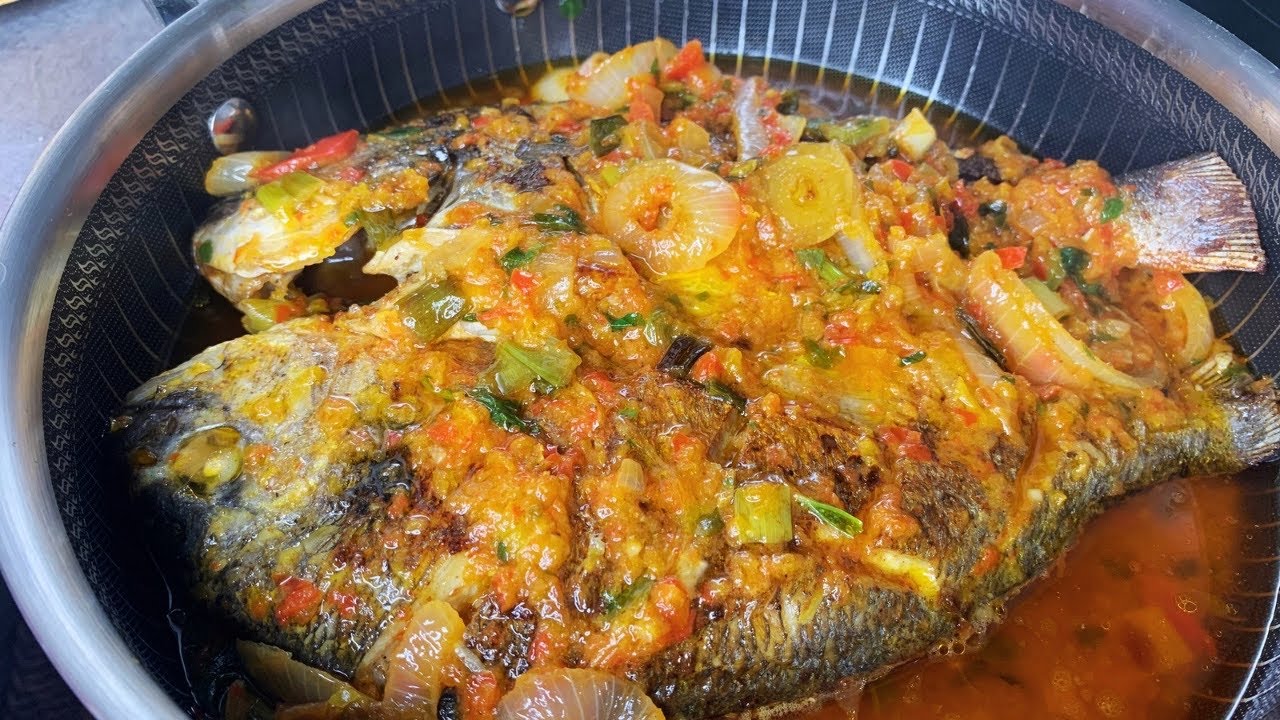 Recette de POISSON DORADE frit/Meilleur assaisonnement de dorade aux poivrons et sauce/delicieux..