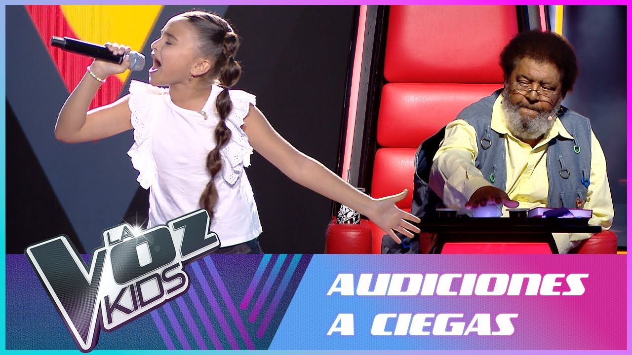 Valentina Sosa canta 