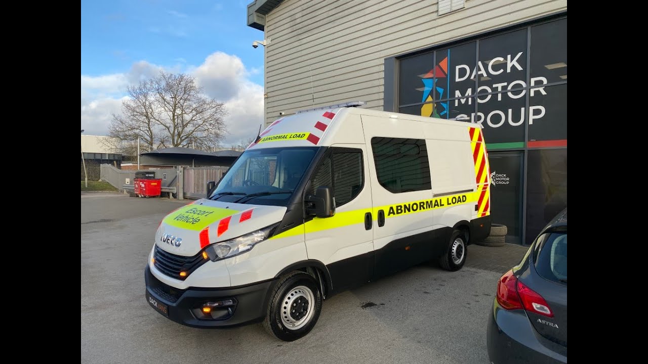 2024 Iveco Daily Heavy Haulage Abnormal Load Escort Van Sleeper Cab Kitchen Toilet Air-con CB Radio