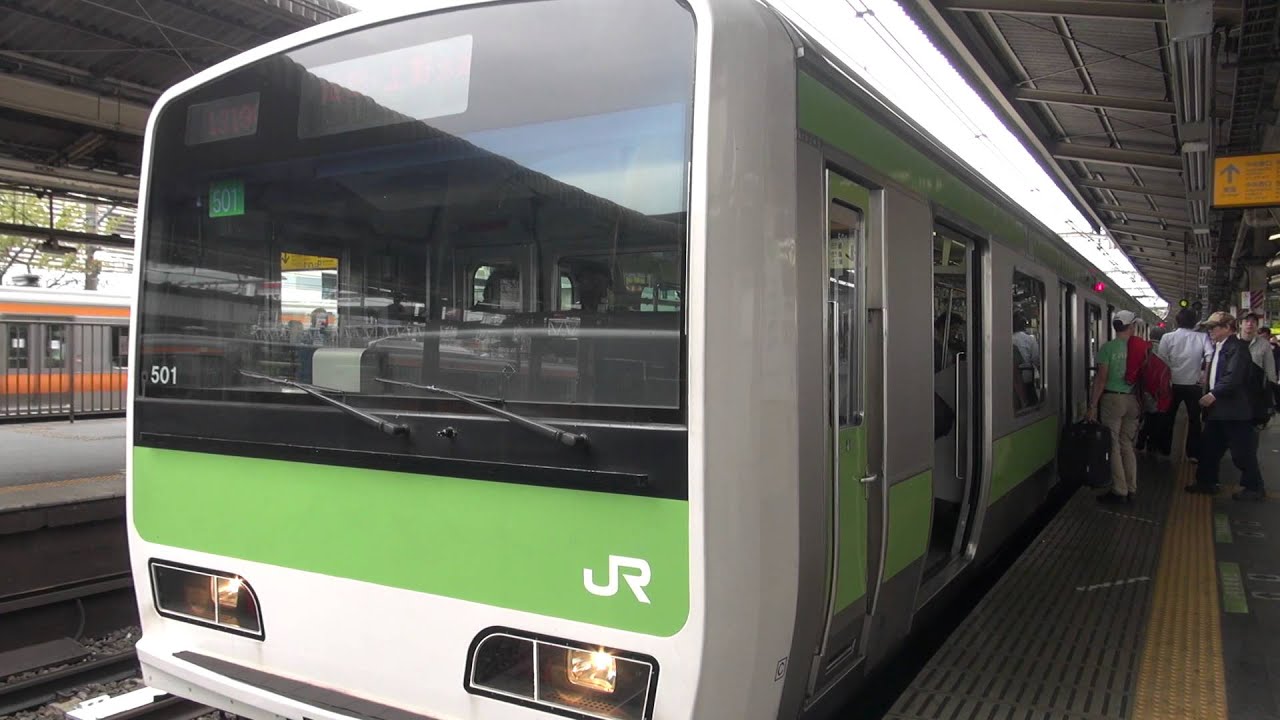 (FHD 60P)2012-04-13 14:06 新宿站 山手線陸續入線、發車