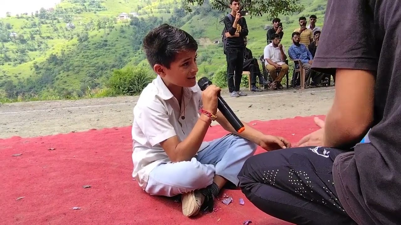 BATHOIE VILLAGE 27AUGUST CULTRAL PROGRAM SINGING BY ANIL SINGH beautiful voice! KALA KOTA SONG