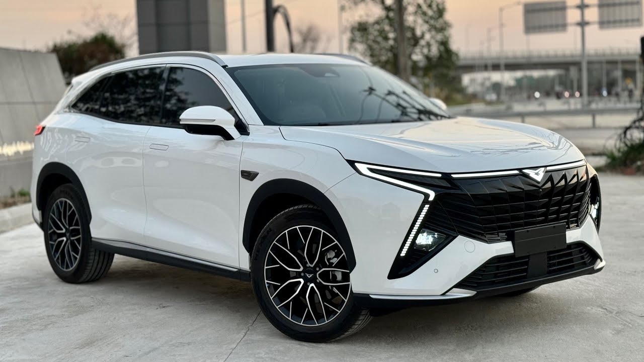 (2024) GTV KAIN - 2.0L Turbo: Ultra-Luxury Compact SUV!