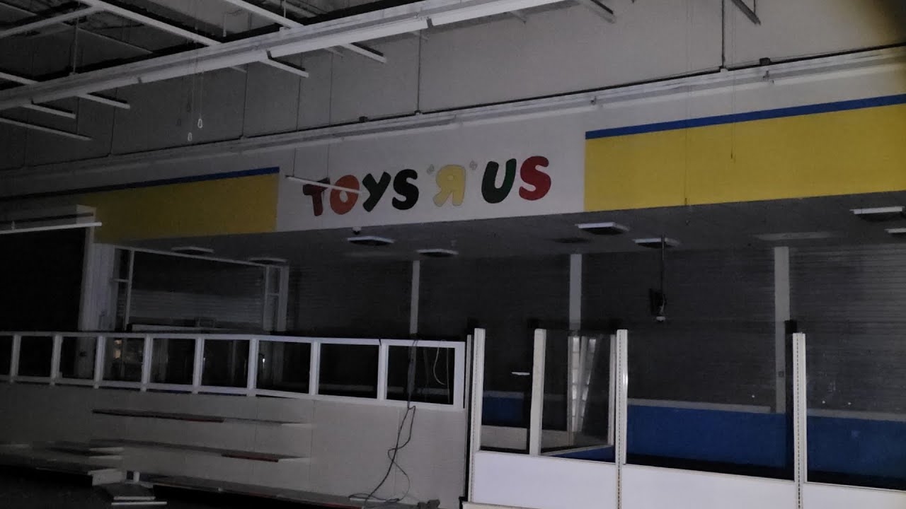 Заброшенные ИГРУШКИ R US исследуйте
