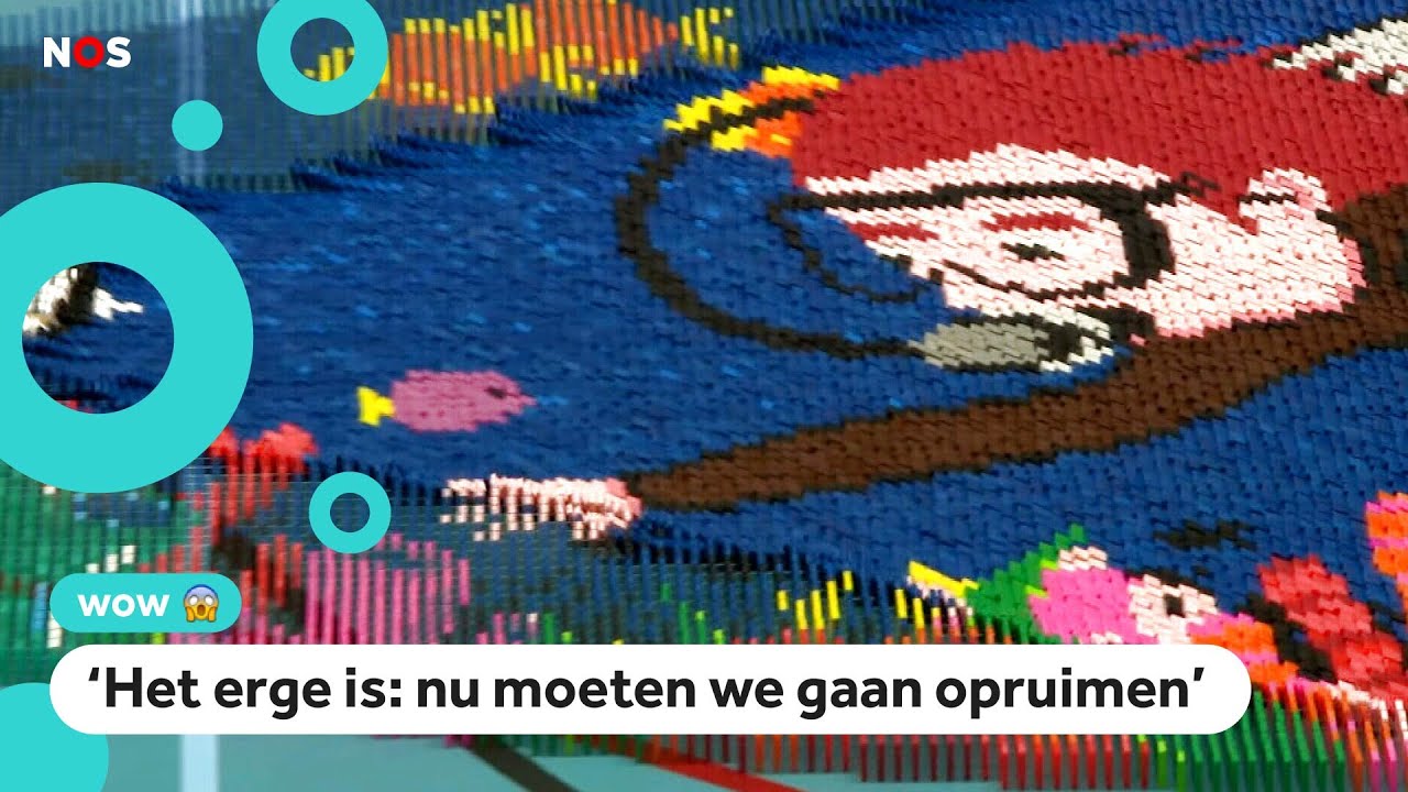 Record! 851.433 domino-steentjes vallen om