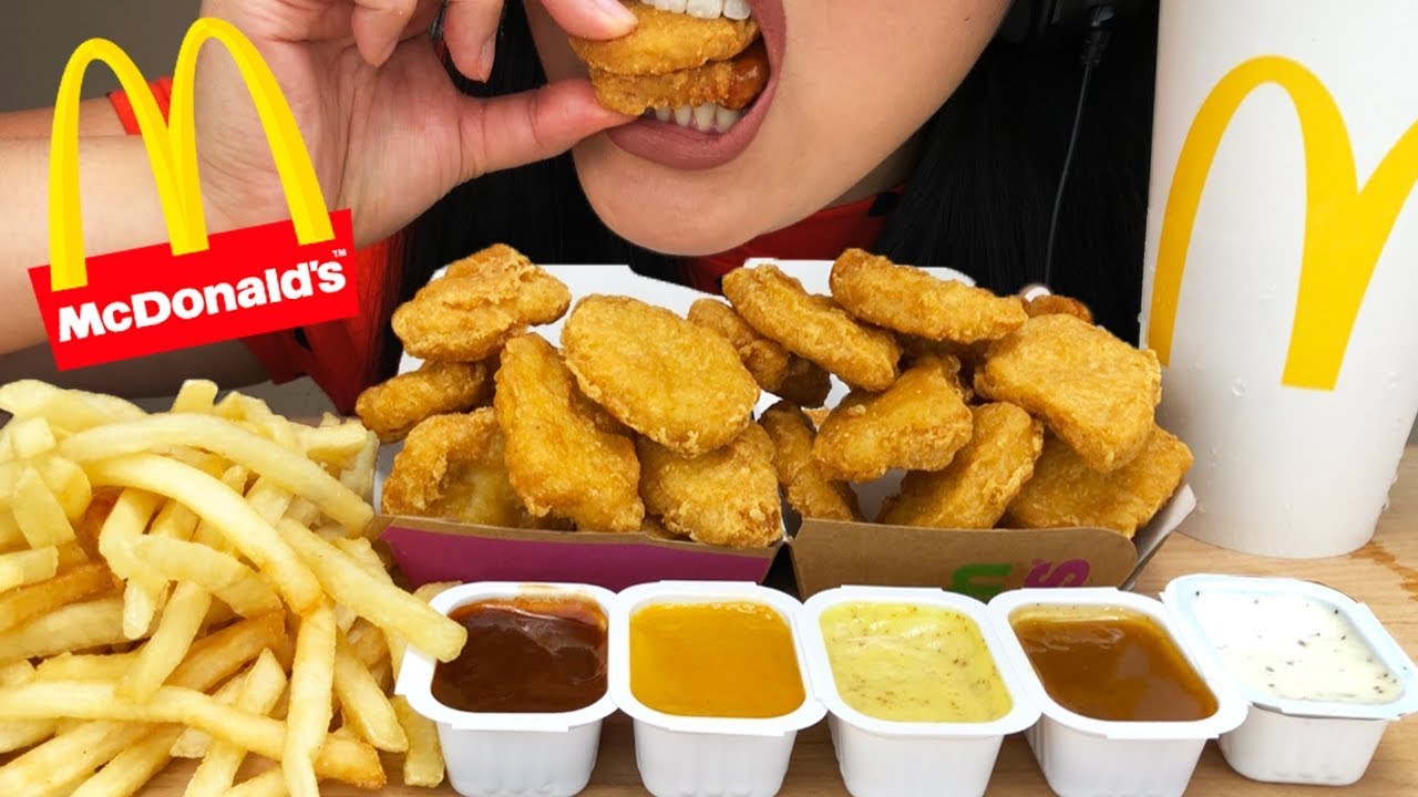 ** ASMR McDonald's Chicken Nuggets (20 Piece) ** Eating Sounds | Fast Food | No Talking | ASMR Phan