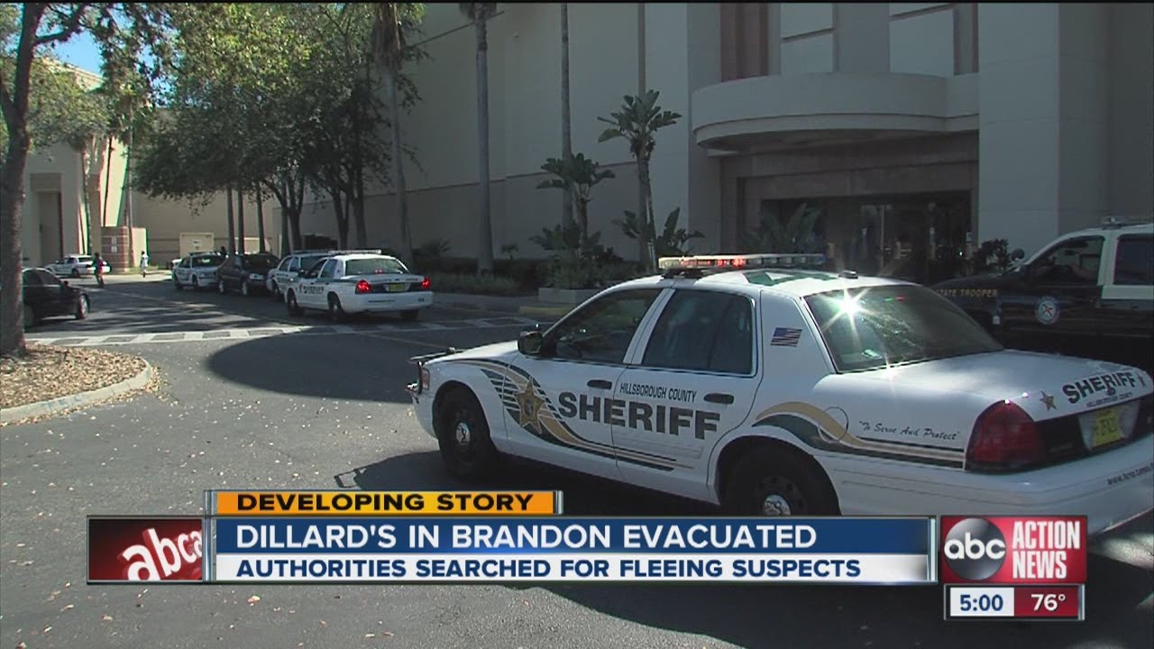 Manatee County burglary suspects flee to Brandon mall