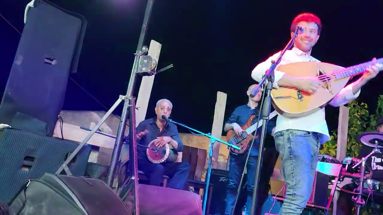 Rabah Khalfa accompagné de Khieredine Kati et Youcef Kaci Mariage a Tirmithine Boghni. Famile Kaci