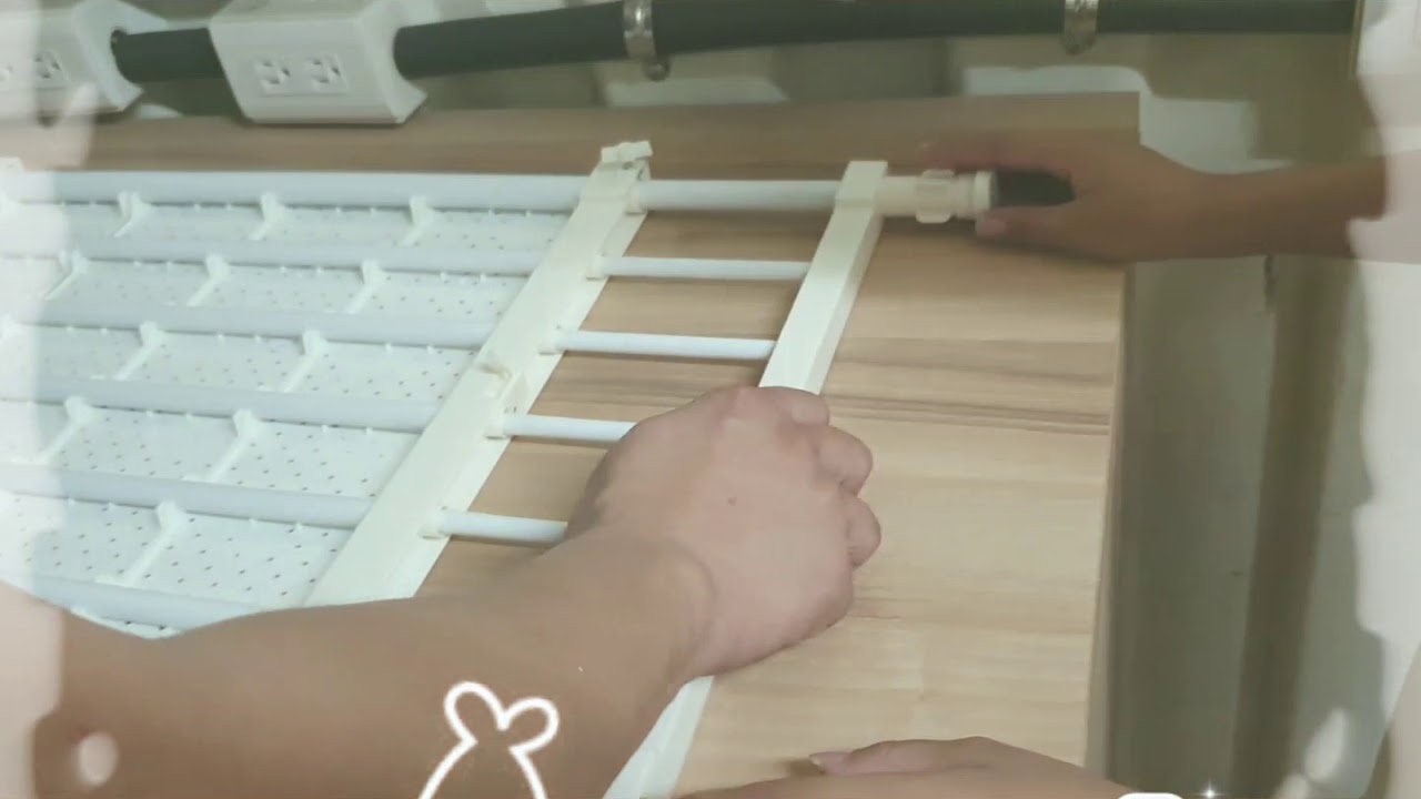 第五代伸縮隔板 重點安裝教學 老闆親自示範 老闆的女兒兒子協助 小乖乖123牛牛一號店乖乖虎三號店小豬豬賣場 版權所有禁止盜用違者追究