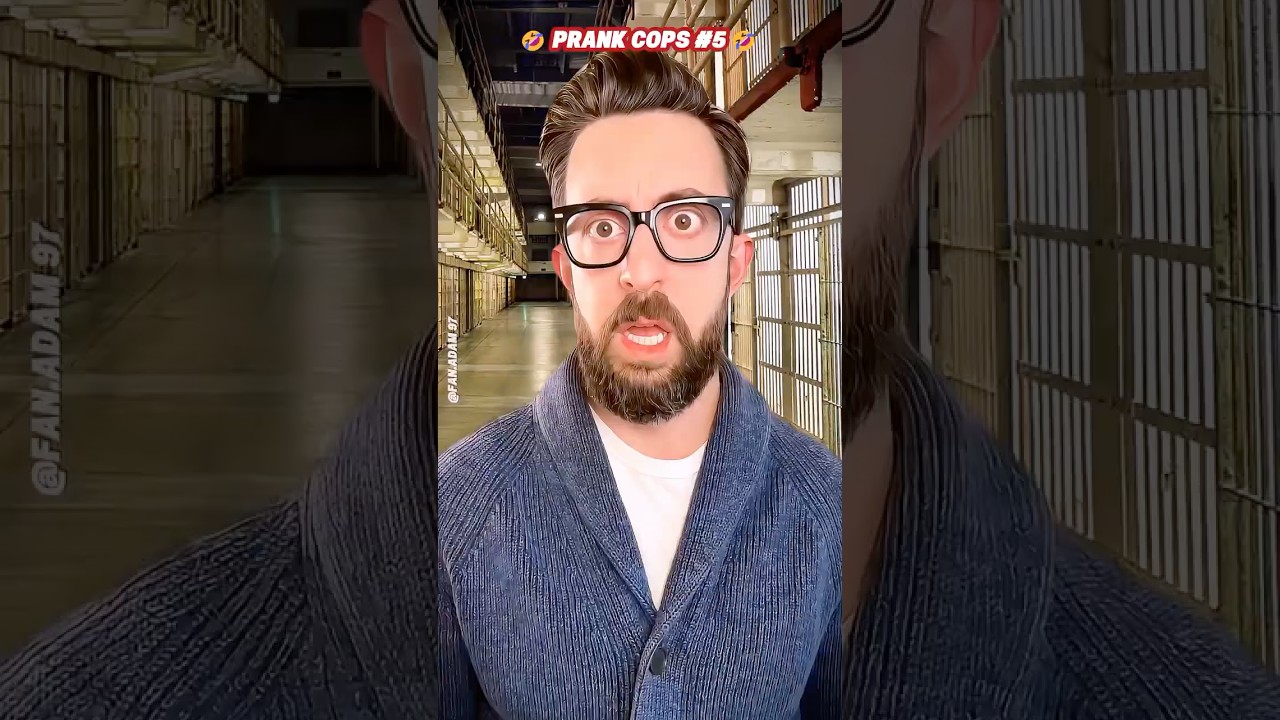 Part 5 : Prank Cops 👮&zwj;♀️ #jumpscare #prankvideo #prank #scarecam #funny #scareprank #cops #shorts