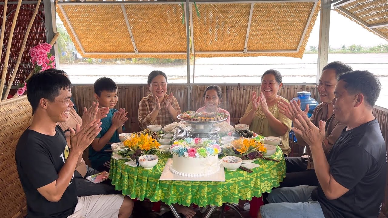 Bí Mật Sum Hợp Gia Đình Làm Buổi Tiệc Đầy Niềm Vui,Hạnh Phúc Và Lòng Biết Ơn Gởi Đến Chị…